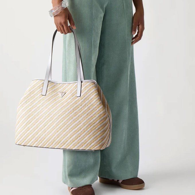 GUESS GRAND SAC CABAS TOTE VICKKY 2 EN 1