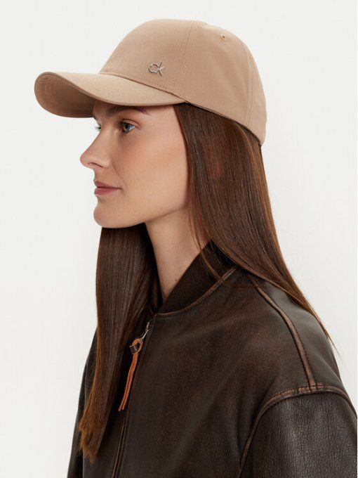 CALVIN KLEIN Casquette femme Ck Metal 